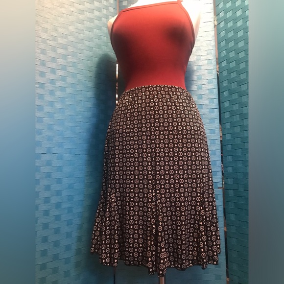 Briggs New York Stretch Flounce Hem Skirt and tank lot sold together. - Picture 3 of 13